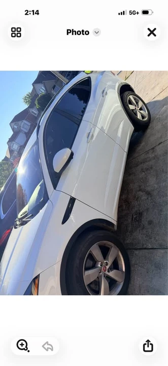 2018 Jaguar E-Pace - Image 5 of 14