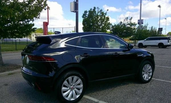 2018 Jaguar E-Pace - Image 7 of 20