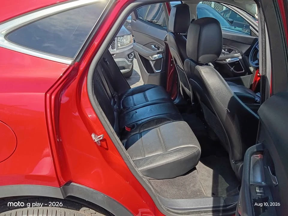 2018 Jaguar E-Pace - Image 12 of 19