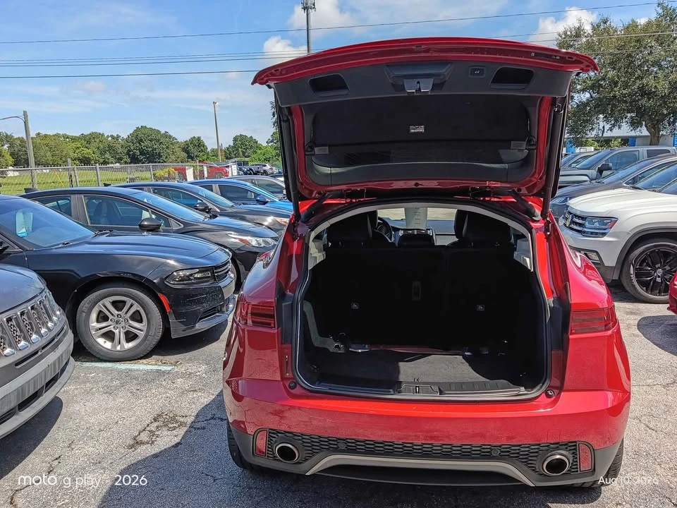 2018 Jaguar E-Pace - Image 7 of 19