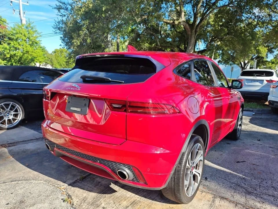 2018 Jaguar E-Pace - Image 8 of 20