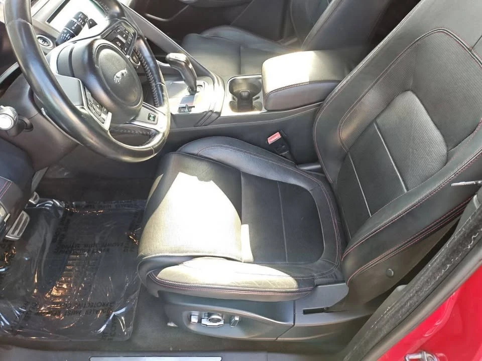 2018 Jaguar E-Pace - Image 18 of 20