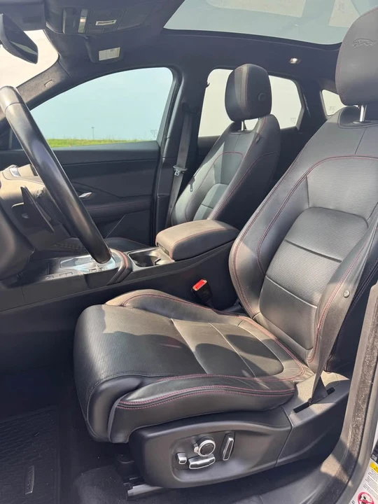 2018 Jaguar E-Pace - Image 9 of 20
