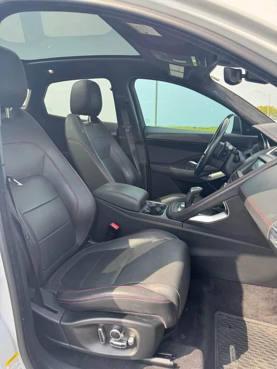 2018 Jaguar E-Pace - Image 10 of 20