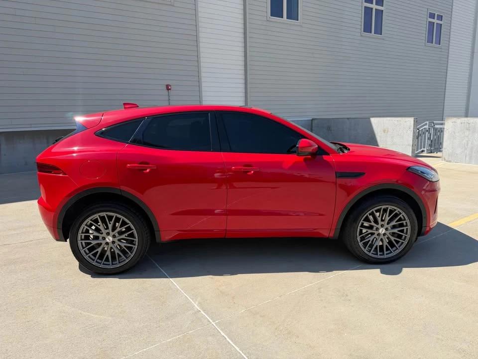 2018 Jaguar E-Pace - Image 2 of 20