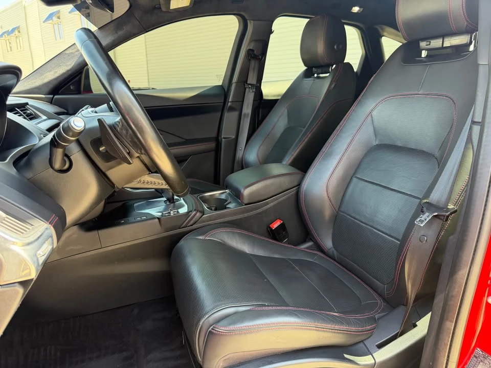 2018 Jaguar E-Pace - Image 11 of 20