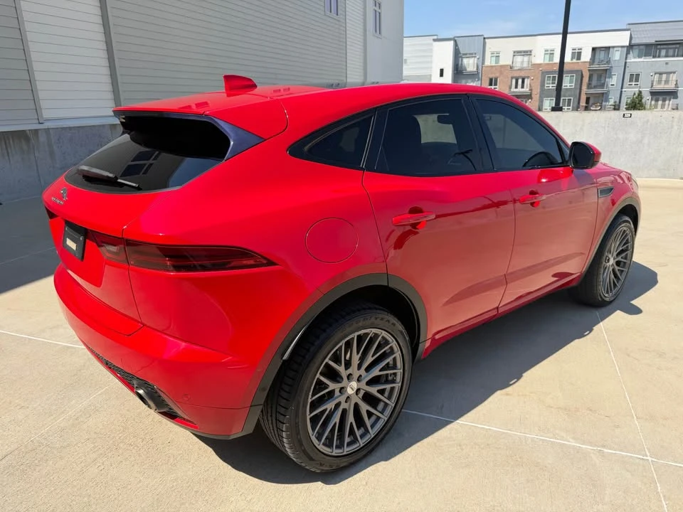 2018 Jaguar E-Pace - Image 3 of 20