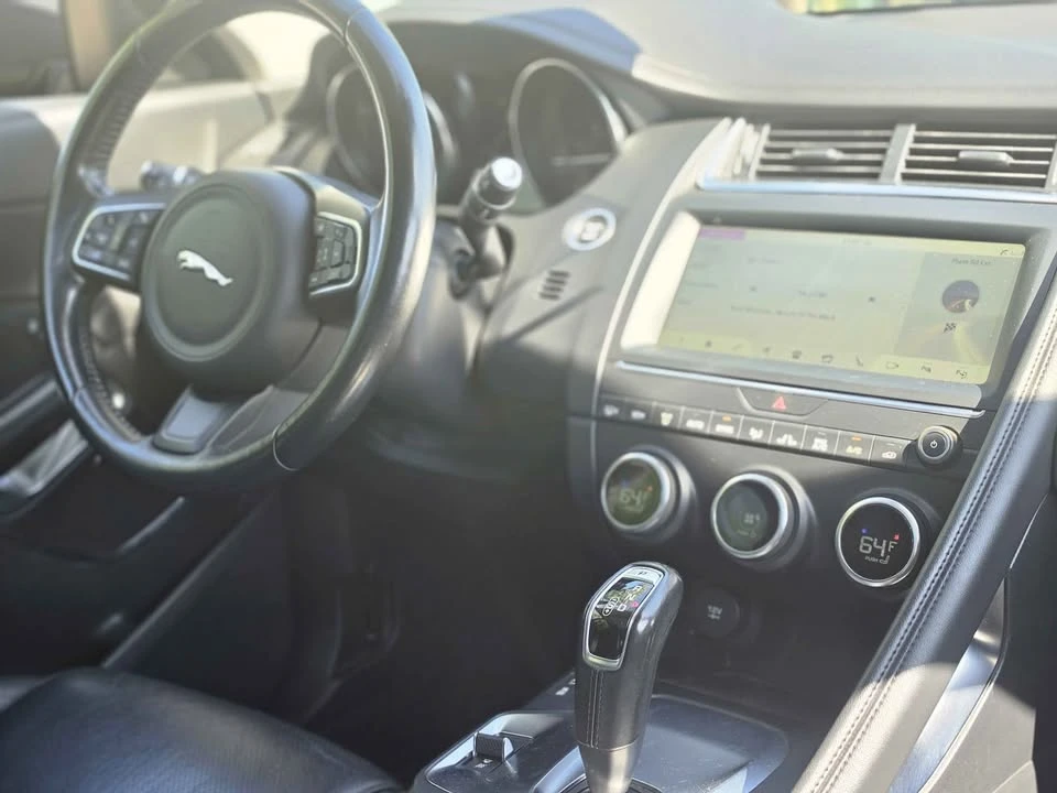 2018 Jaguar E-Pace - Image 15 of 20