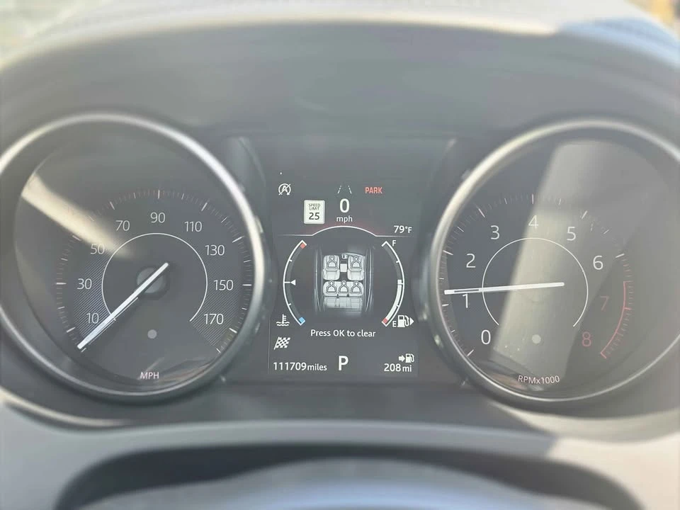 2018 Jaguar E-Pace - Image 18 of 20