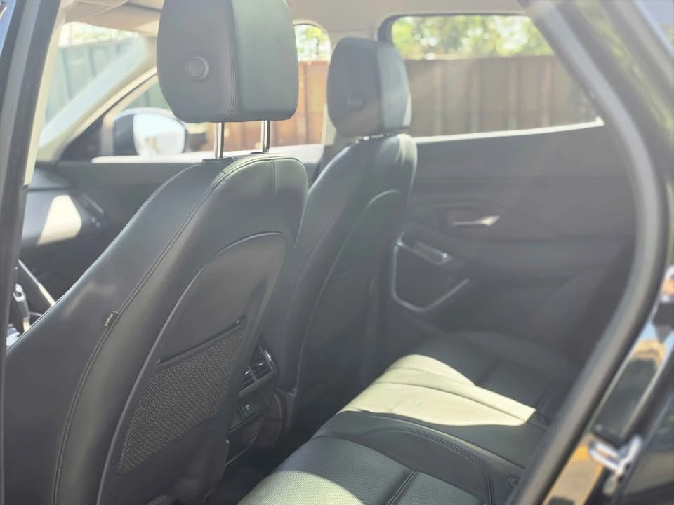 2018 Jaguar E-Pace - Image 10 of 20