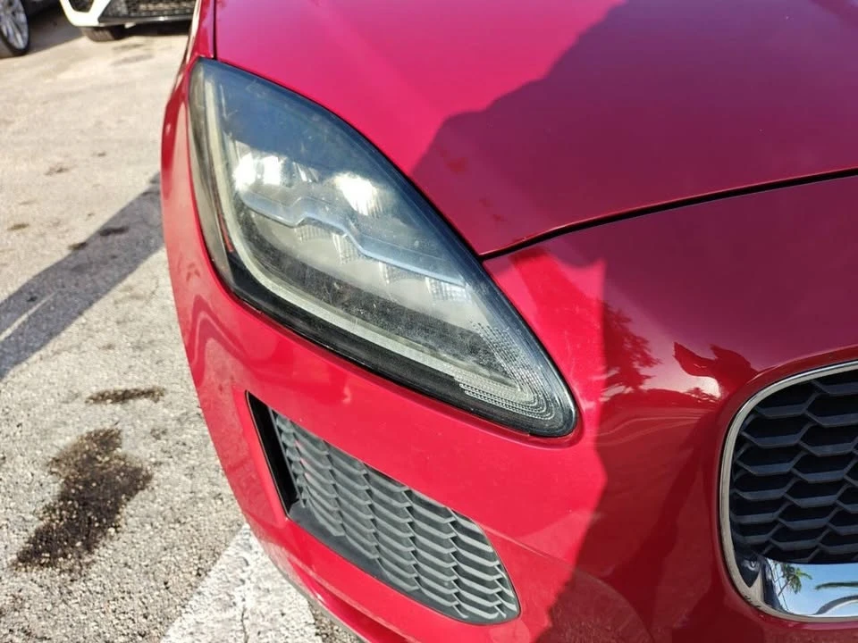 2018 Jaguar E-Pace - Image 14 of 20