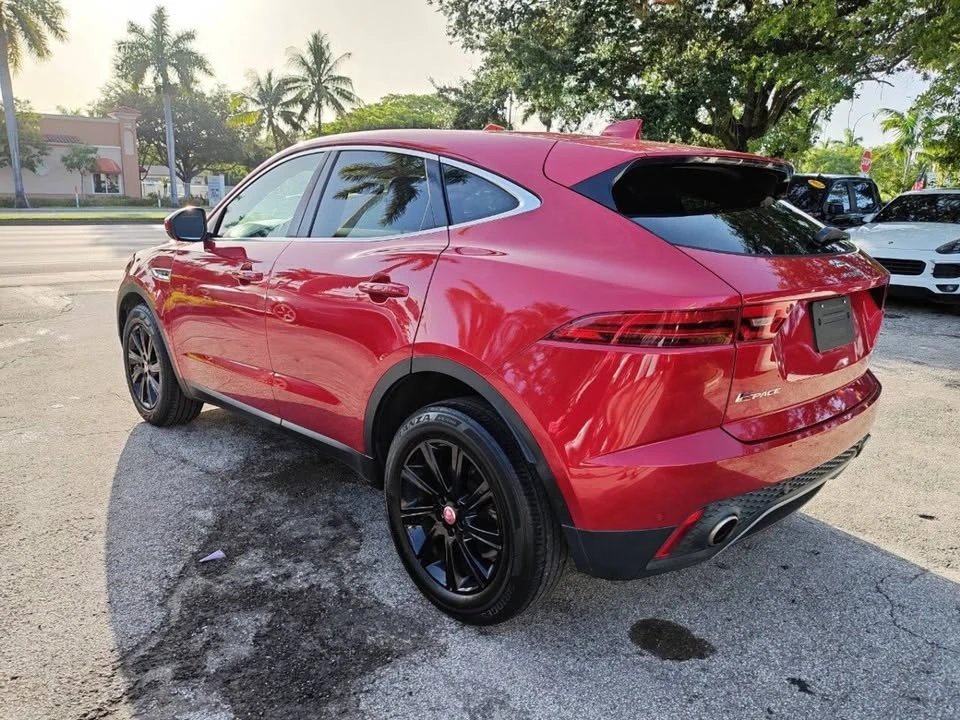 2018 Jaguar E-Pace - Image 3 of 20