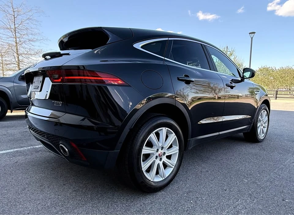 2018 Jaguar E-Pace - Image 4 of 20