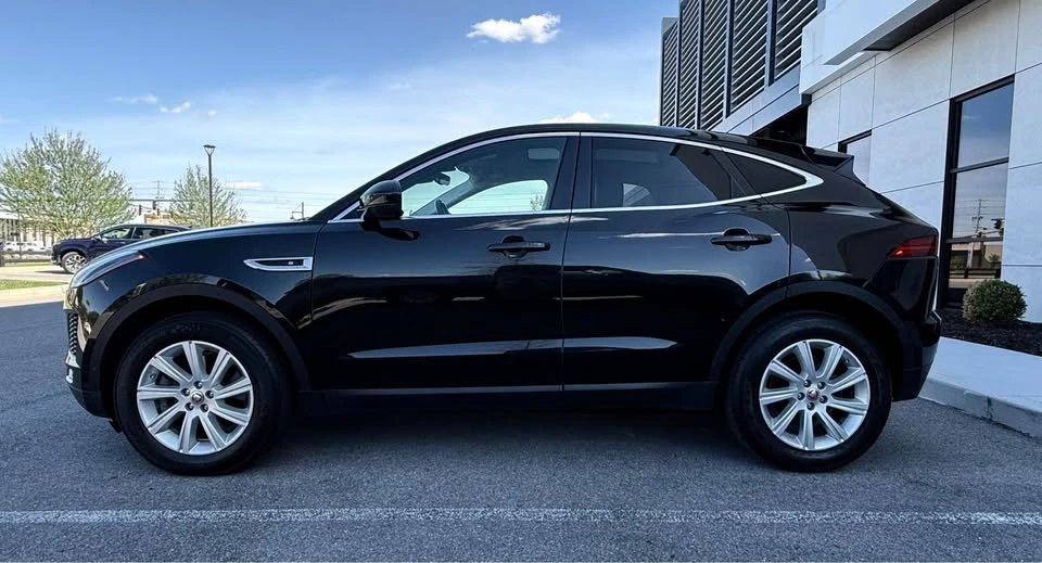 2018 Jaguar E-Pace - Image 7 of 20