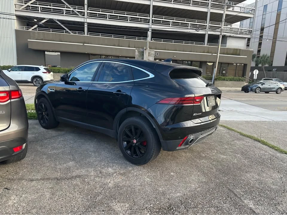 2018 Jaguar E-Pace - Image 2 of 2