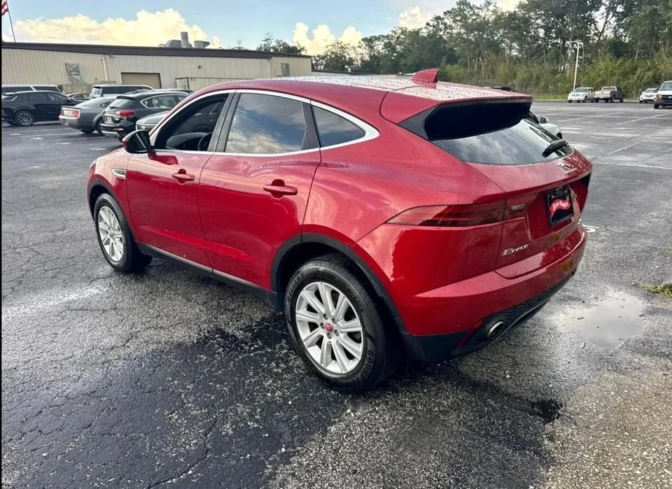 2018 Jaguar E-Pace - Image 5 of 8