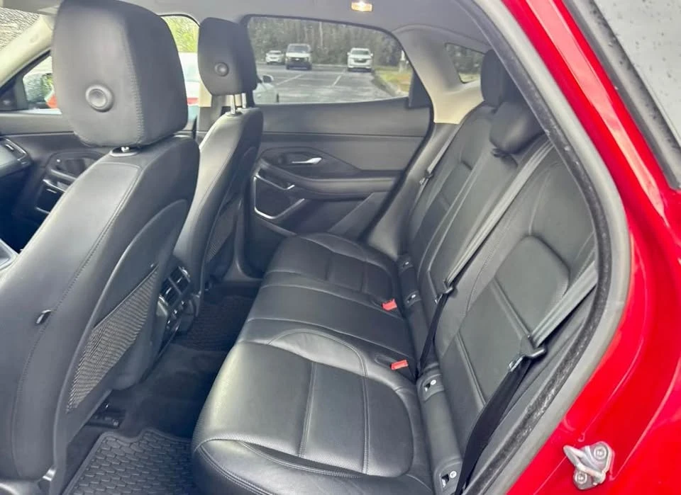 2018 Jaguar E-Pace - Image 7 of 8