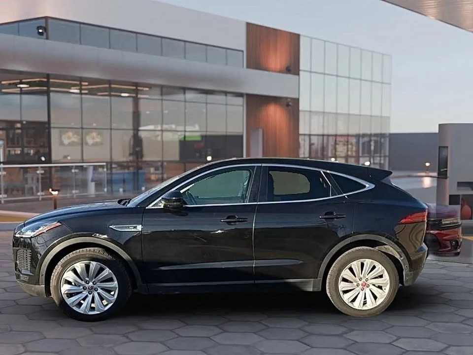 2018 Jaguar E-Pace - Image 3 of 20
