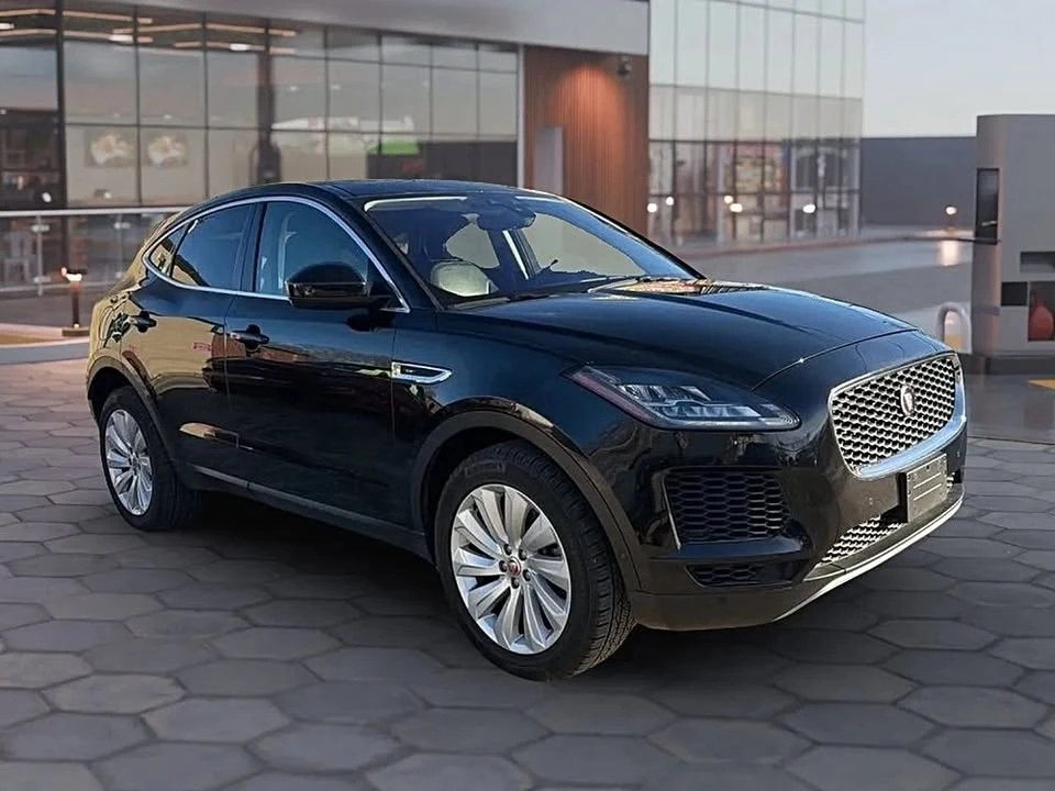 2018 Jaguar E-Pace - Image 16 of 20