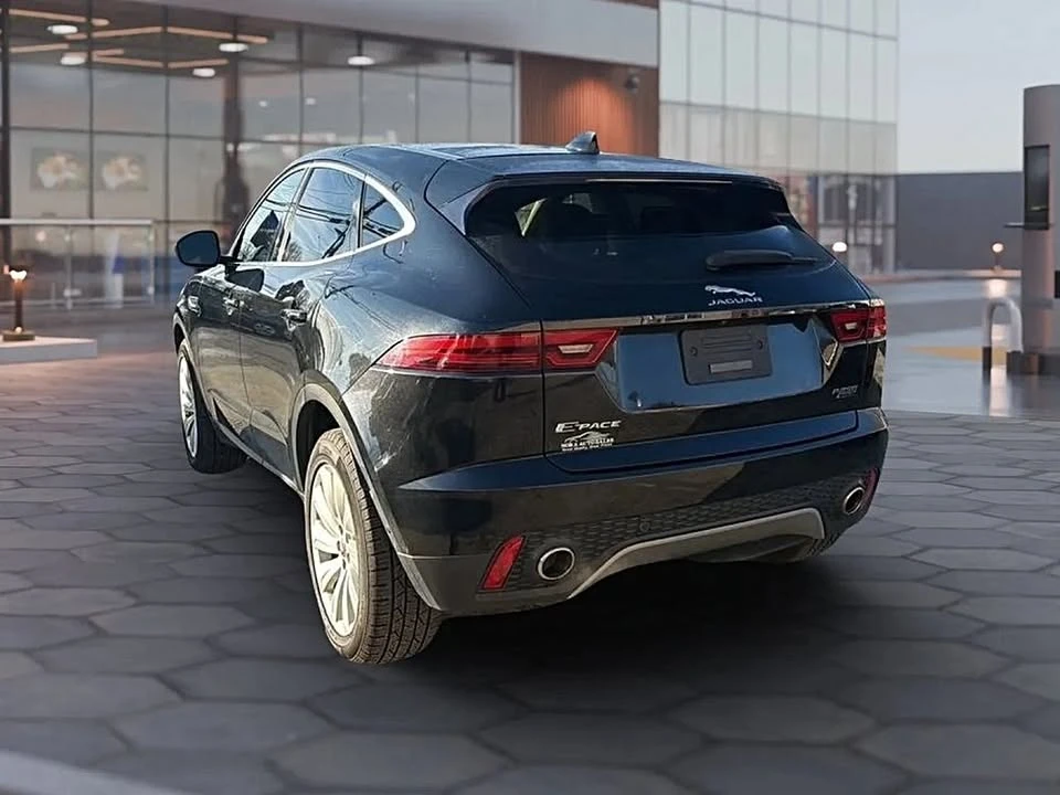2018 Jaguar E-Pace - Image 9 of 20