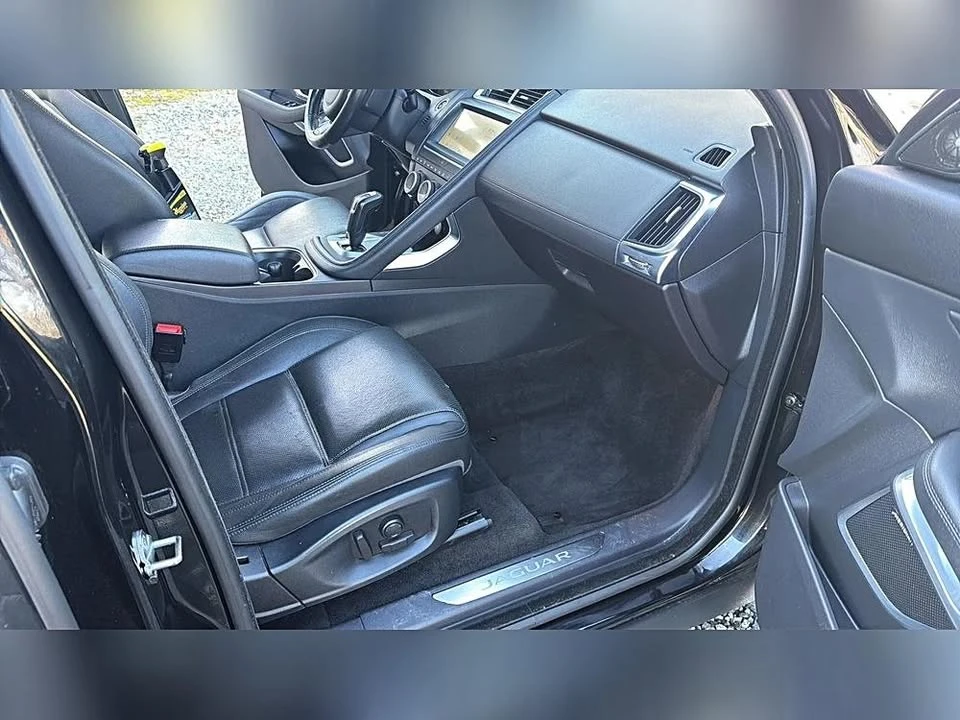 2018 Jaguar E-Pace - Image 20 of 20