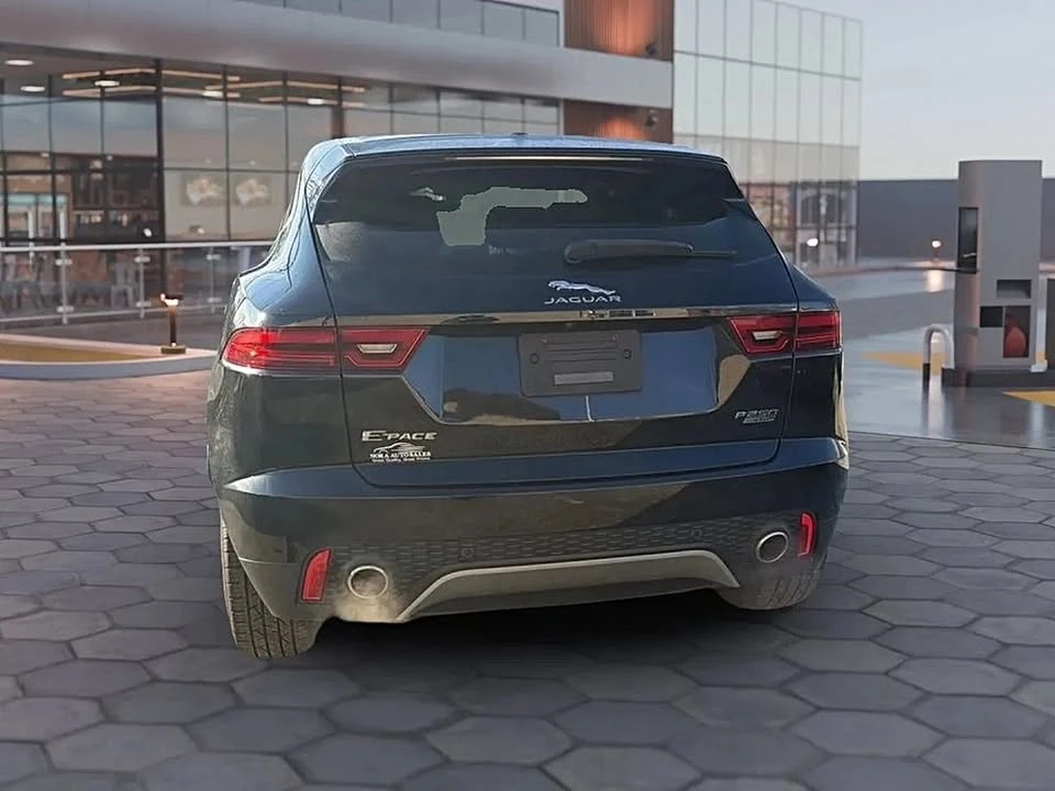 2018 Jaguar E-Pace - Image 11 of 20