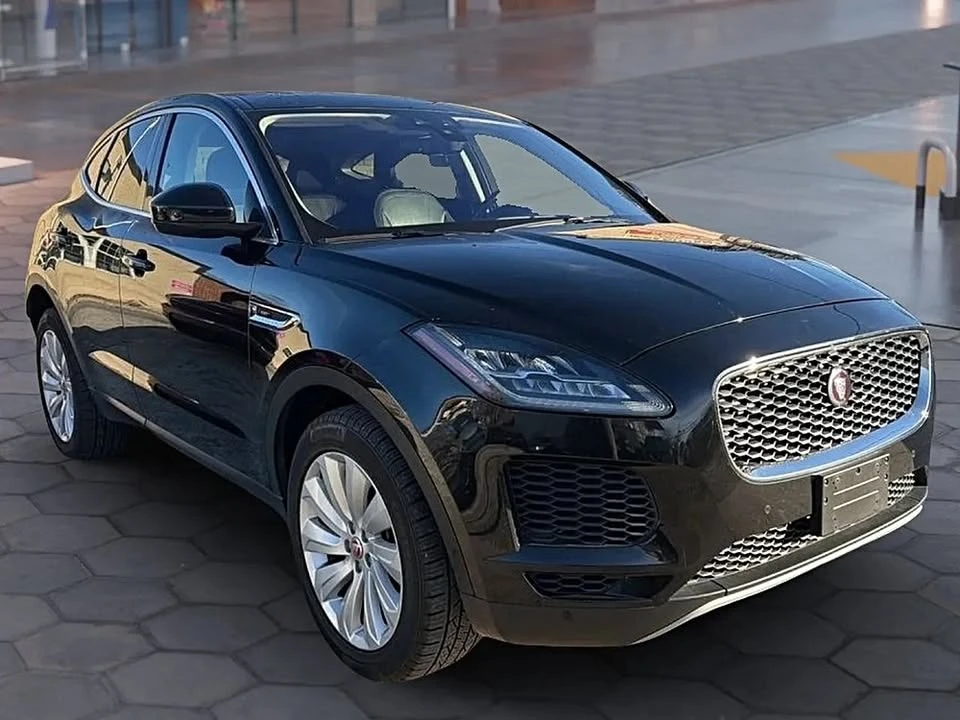 2018 Jaguar E-Pace - Image 17 of 20