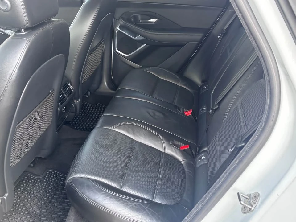 2018 Jaguar E-Pace - Image 14 of 20