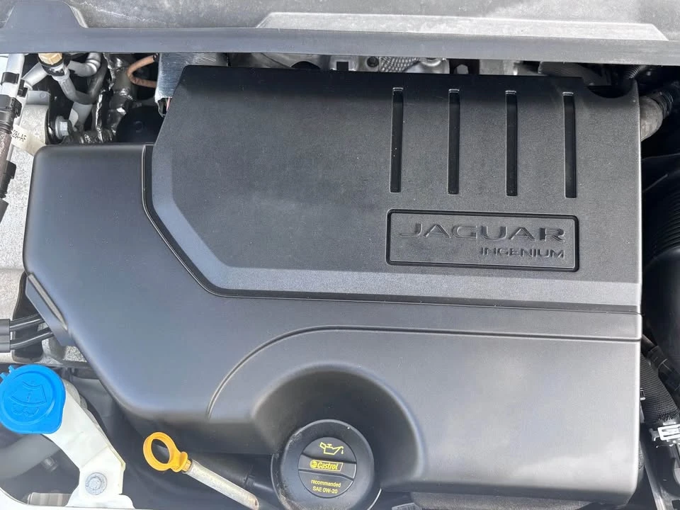 2018 Jaguar E-Pace - Image 3 of 20