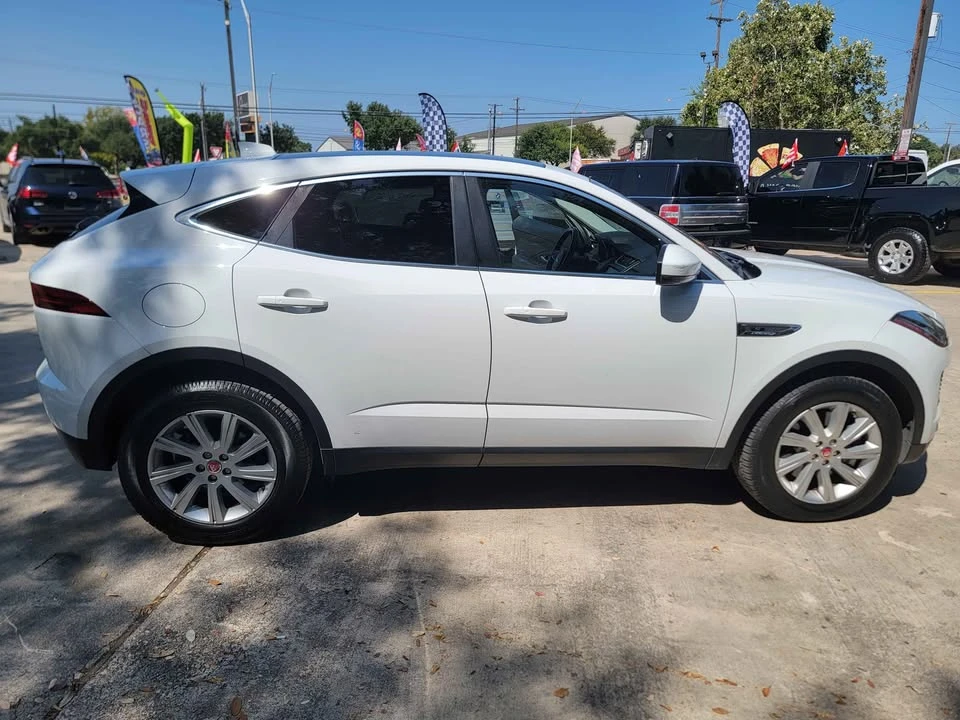 2018 Jaguar E-Pace - Image 6 of 19