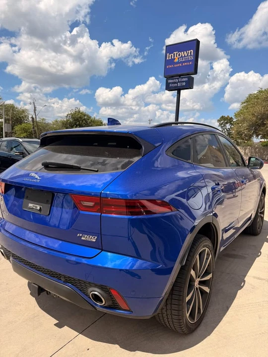 2018 Jaguar E-Pace - Image 3 of 6