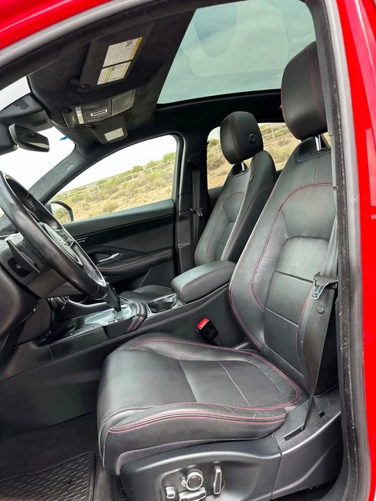 2018 Jaguar E-Pace - Image 11 of 14