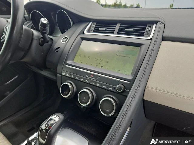 2018 Jaguar E-Pace - Image 19 of 20