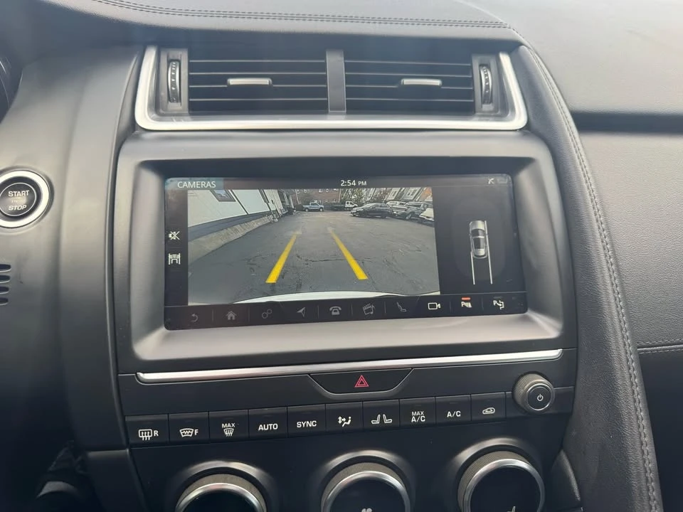 2018 Jaguar E-Pace - Image 12 of 20