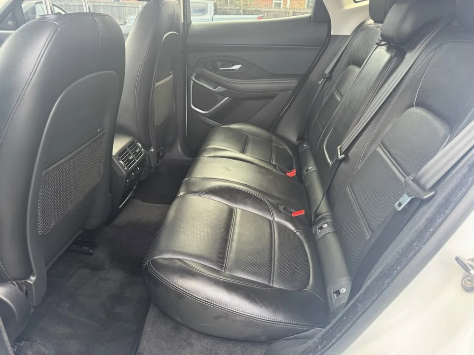 2018 Jaguar E-Pace - Image 15 of 20