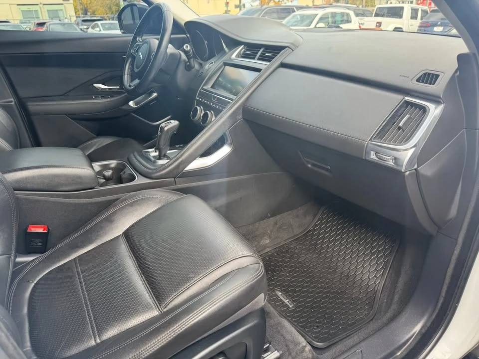 2018 Jaguar E-Pace - Image 14 of 20