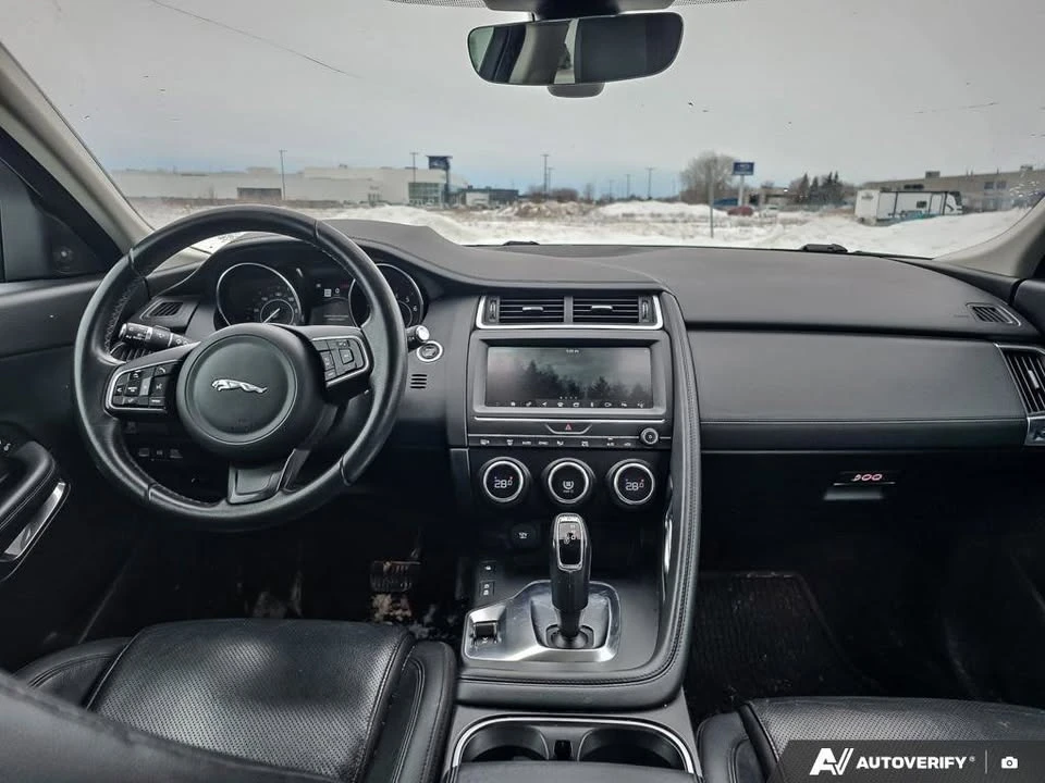 2018 Jaguar E-Pace - Image 8 of 13