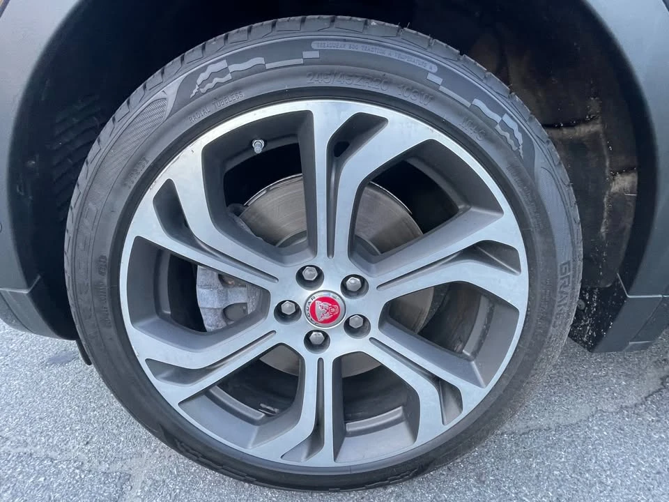 2018 Jaguar E-Pace - Image 20 of 20