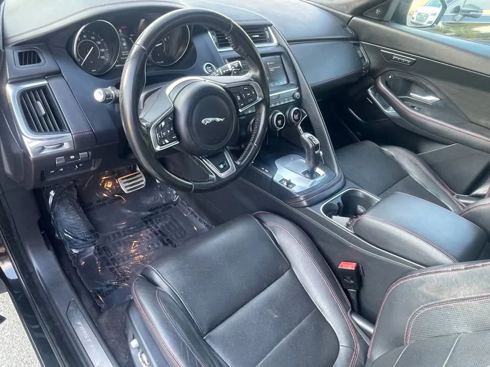 2018 Jaguar E-Pace - Image 10 of 20