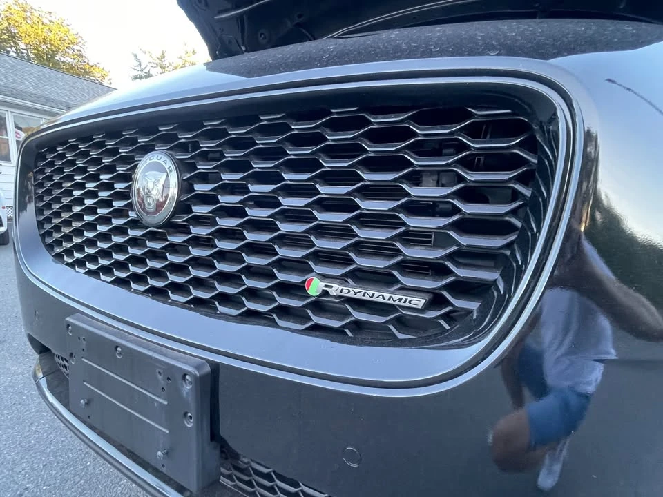 2018 Jaguar E-Pace - Image 17 of 20
