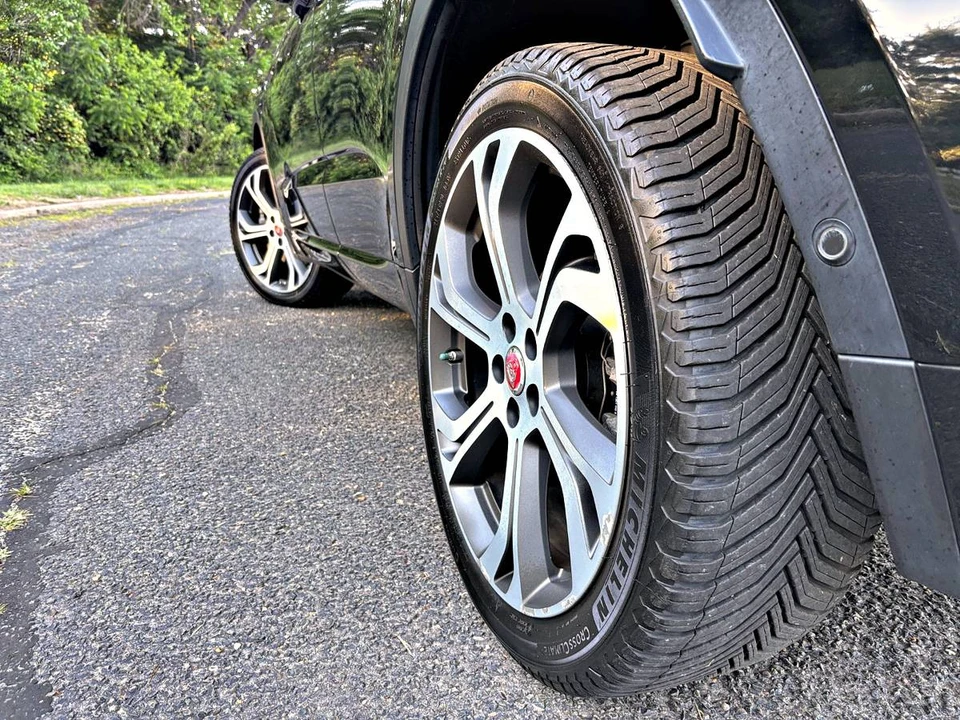 2018 Jaguar E-Pace - Image 21 of 21