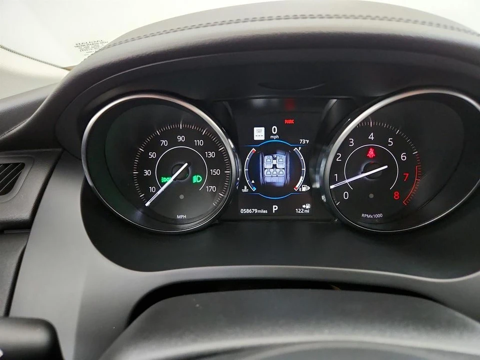 2018 Jaguar E-Pace - Image 17 of 21