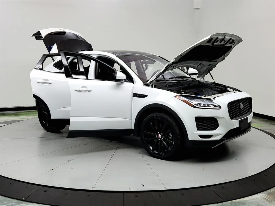 2018 Jaguar E-Pace - Image 10 of 21