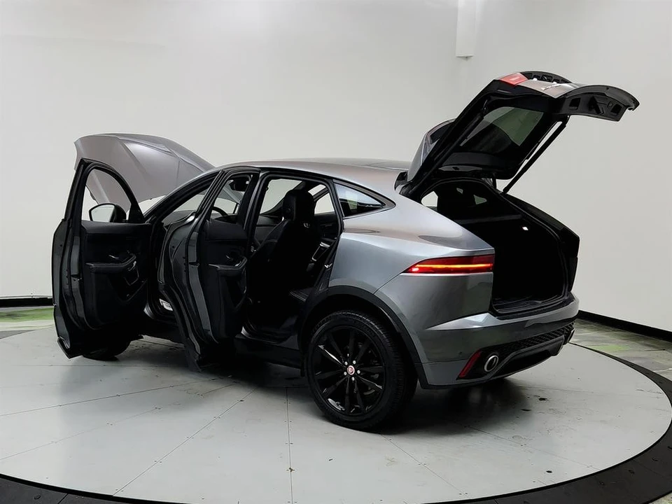 2018 Jaguar E-Pace - Image 12 of 12