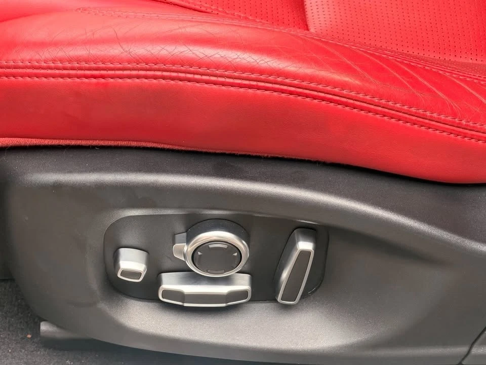 2018 Jaguar E-Pace - Image 20 of 20