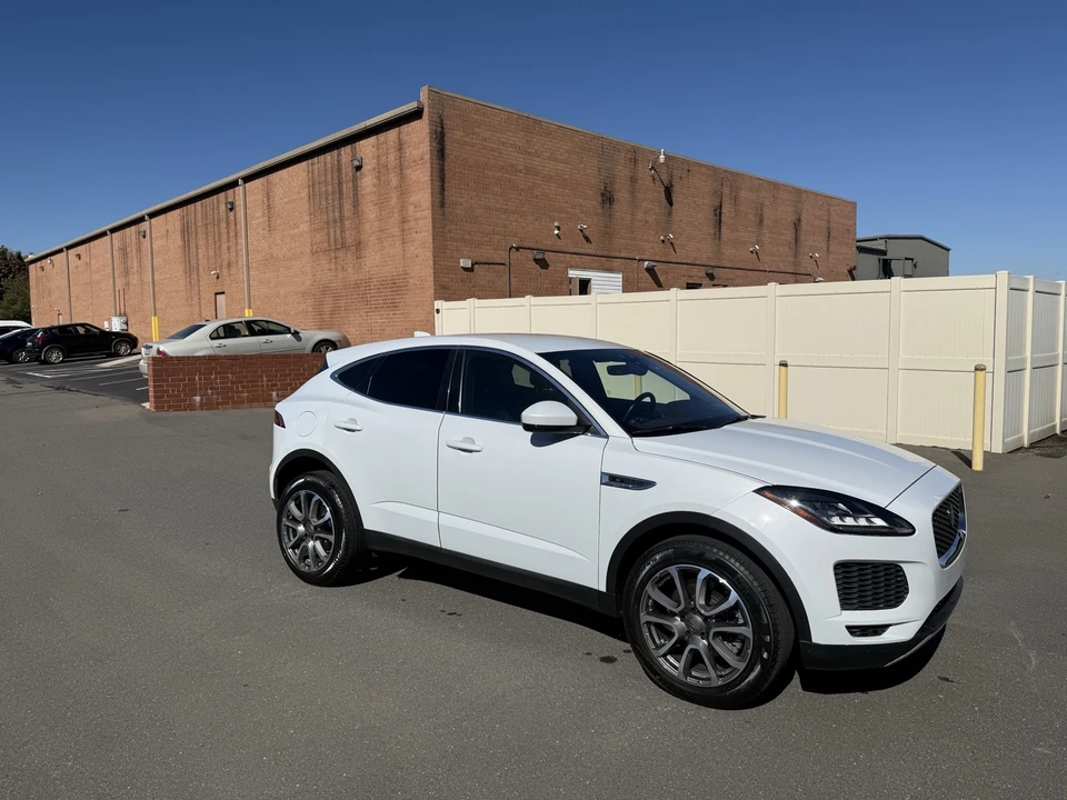 2018 Jaguar Replica - Image 7 of 21