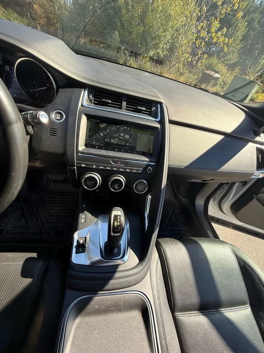 2018 Jaguar Replica - Image 16 of 21