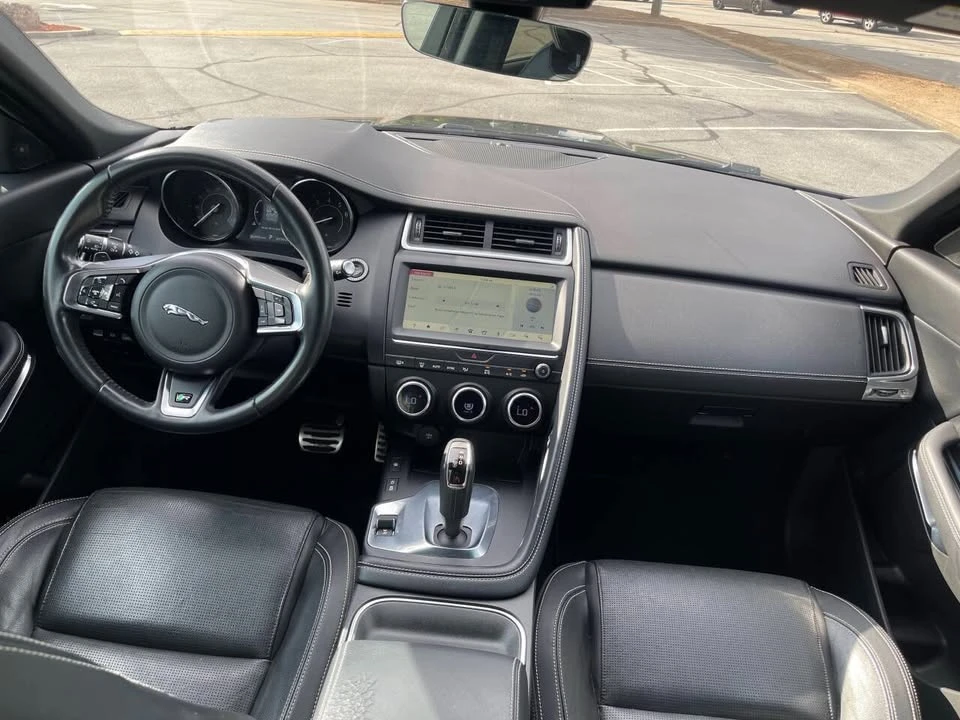 2018 Jaguar E-Pace - Image 12 of 15