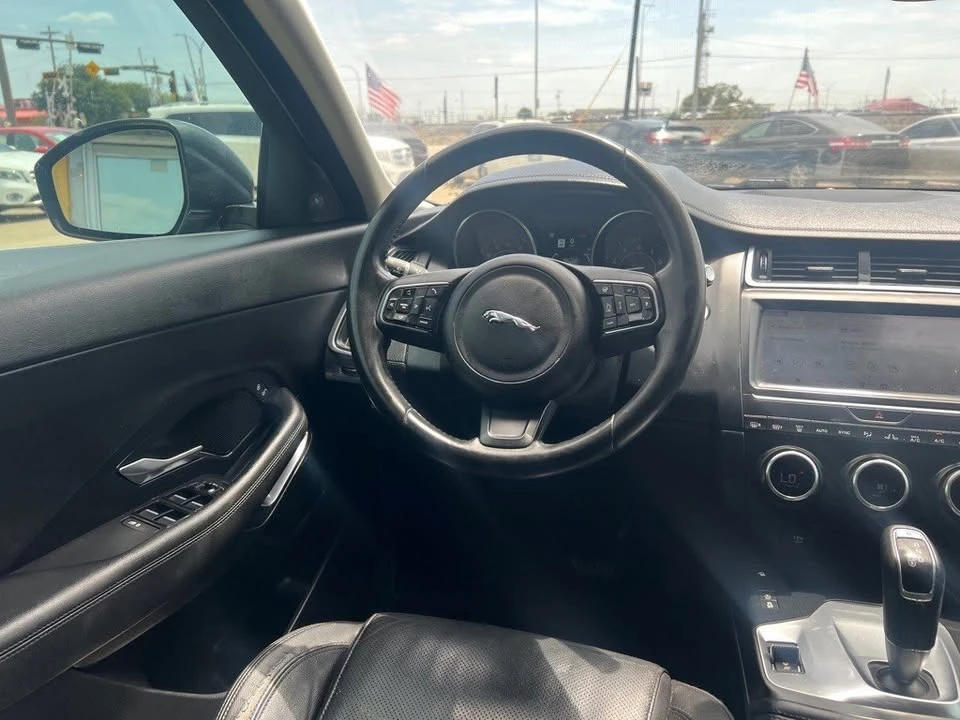 2018 Jaguar E-Pace - Image 17 of 20