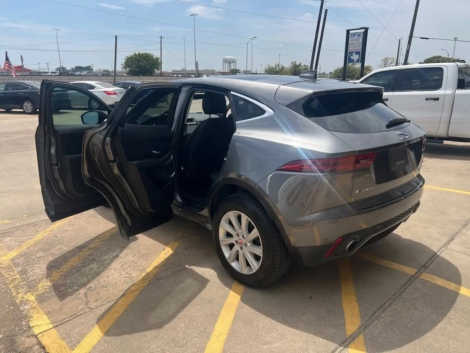 2018 Jaguar E-Pace - Image 10 of 20